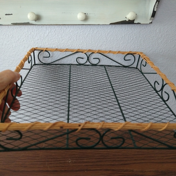 Wicker & Wire Tray and Tissue Box Set - Picture 3 of 9